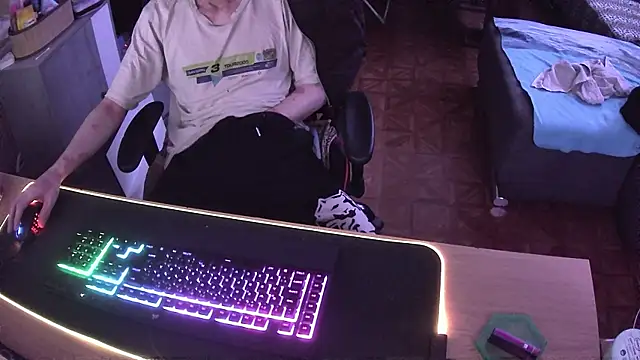 DerGeileLoveboy online show from February 5, 11:31 pm