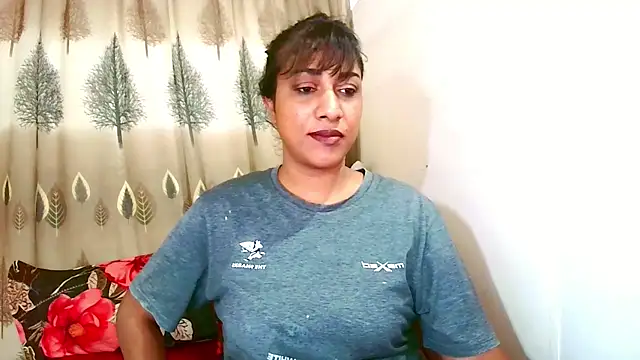 Indian Erotic69 online show from August 4, 5:10 am