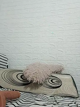 Snapshot of Ramona870 chatting on November 6, 11:11 am Ramona870 online show from November 6, 11:11 am