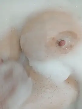 Snapshot of Erika41 chatting on March 4, 1:59 pm Erika41 online show from March 4, 1:59 pm