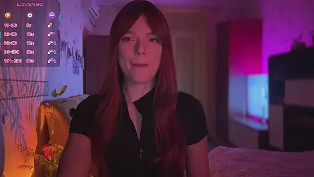 CherryRed Girl online show from March 10, 10:04 pm