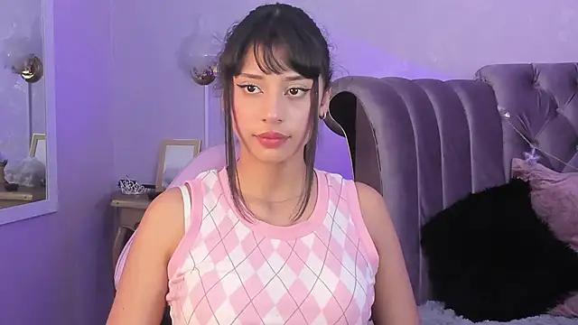 Snapshot of Seren_Bleck chatting on October 31, 2:34 am Seren Bleck online show from October 31, 2:34 am