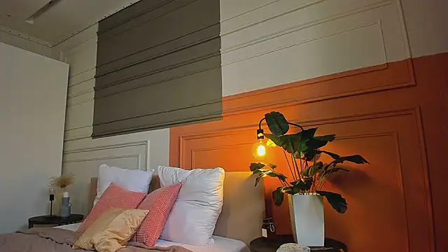  BunnyDollStella  online show from March 4, 4:17 am