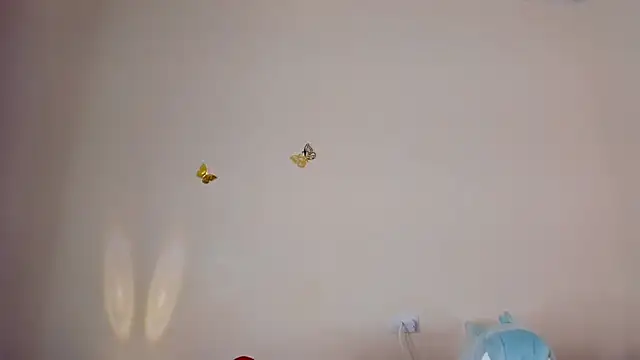 Snapshot of violett_24_ chatting on November 14, 1:15 am violett 24 online show from November 14, 1:15 am