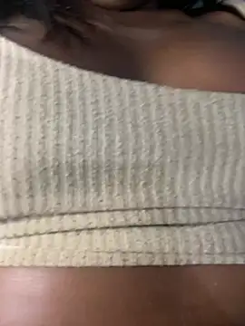 yasmimbrasileirinha online show from March 19, 1:18 pm