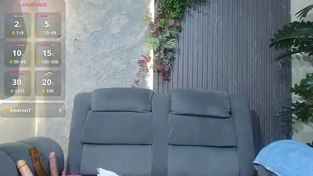 Snapshot of denise_babe_ chatting on November 25, 12:05 pm denise babe online show from November 25, 12:05 pm