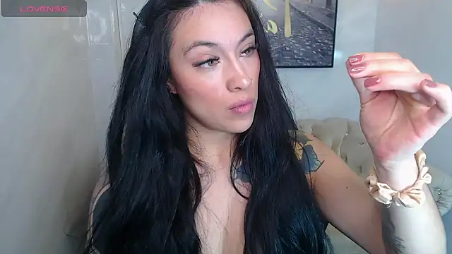 Isabella Collen v online show from June 17, 1:12 pm