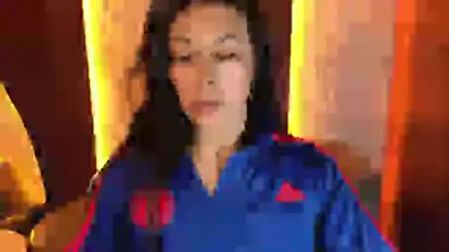 Snapshot of Isabella_Collen_v chatting on July 7, 1:04 pm Isabella Collen v online show from July 7, 1:04 pm