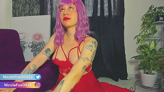 NicoleFox23  online show from March 11, 6:52 pm