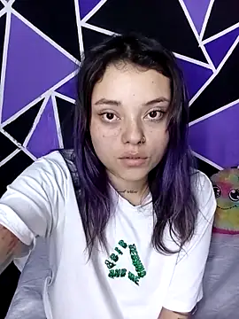 ChloeAllennn online show from December 20, 12:01 pm