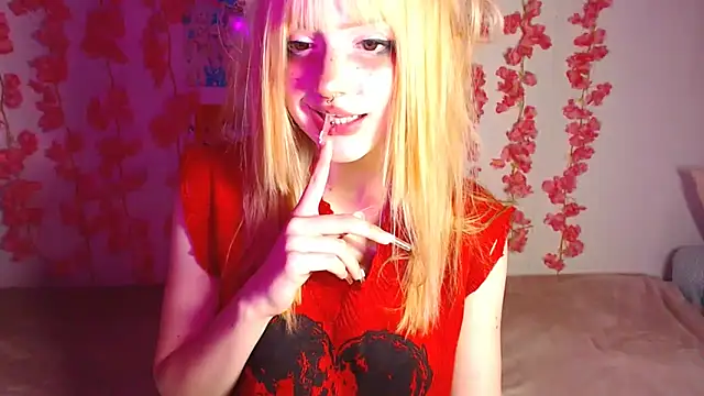 Snapshot of KimiSakura chatting on October 15, 9:59 pm KimiSakura online show from October 15, 9:59 pm