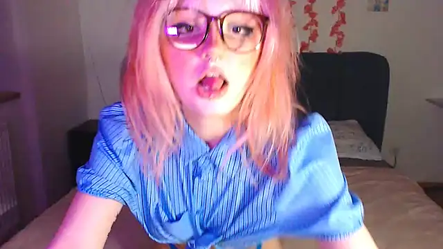 KimiSakura online show from February 19, 7:32 pm