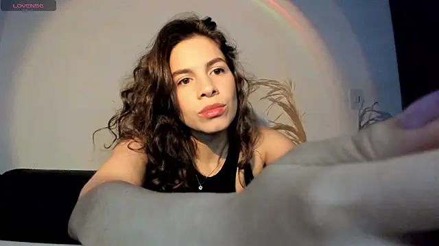 jessyegoldenn online show from June 18, 12:55 am