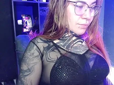 Snapshot of Pandora_9666 chatting on November 13, 5:01 pm Pandora 9666 online show from November 13, 5:01 pm