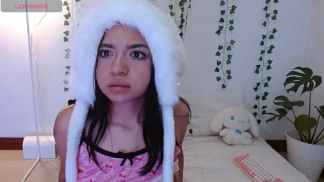 hellokitty  valery online show from March 8, 2:04 am