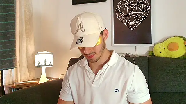 thomyafar online show from February 10, 1:37 pm