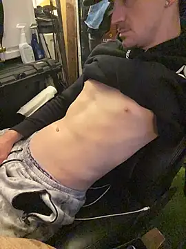 Snapshot of Polaroid_White chatting on November 3, 7:20 am Polaroid White online show from November 3, 7:20 am