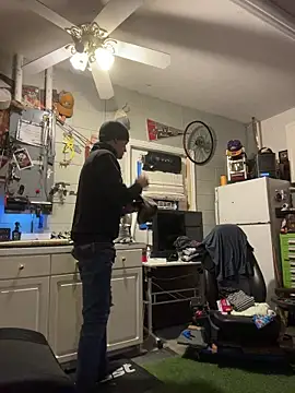 Snapshot of Polaroid_White chatting on November 27, 11:12 am Polaroid White online show from November 27, 11:12 am