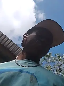 Snapshot of Samaelll21 chatting on March 5, 3:19 pm Samaelll21 online show from March 5, 3:19 pm