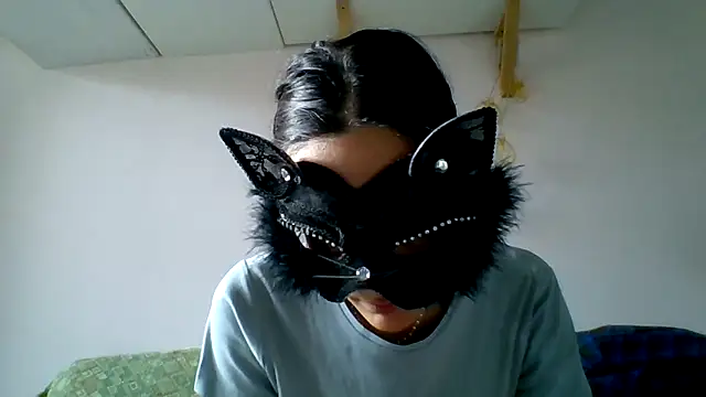 Snapshot of kittysissy chatting on April 16, 4:08 pm kittysissy online show from April 16, 4:08 pm