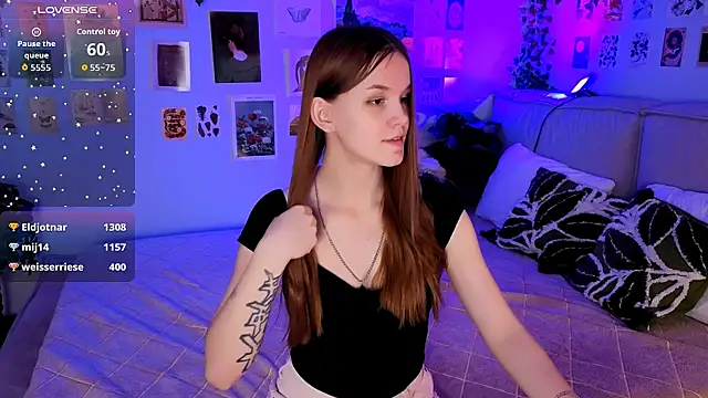 Amber Rogers online show from April 25, 1:41 pm