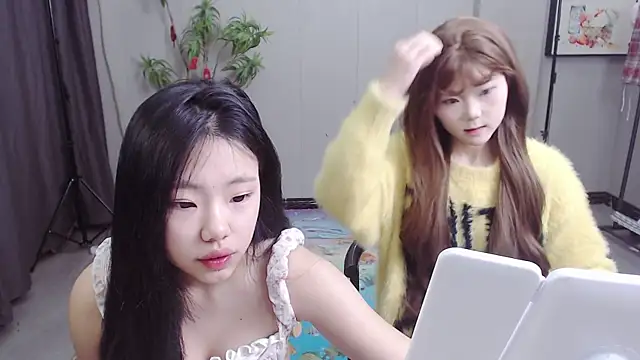 Snapshot of Facai55555 chatting on March 15, 11:19 am Facai55555 online show from March 15, 11:19 am