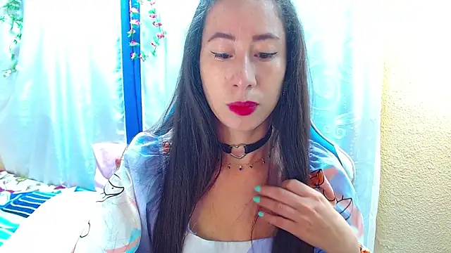 Snapshot of Gia_leinn chatting on November 5, 1:44 pm Gia leinn online show from November 5, 1:44 pm