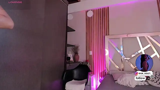 sweetviolet   online show from May 1, 1:48 pm