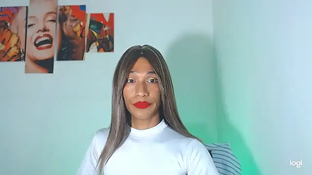 red veltet online show from February 20, 9:15 pm