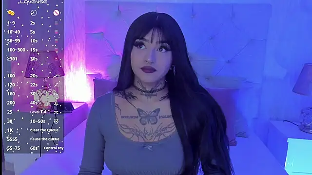 Snapshot of goth_tasha chatting on July 23, 12:14 pm goth tasha online show from July 23, 12:14 pm