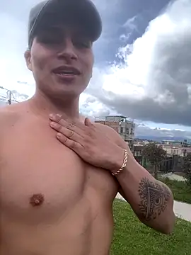 Snapshot of MaxxxSteil chatting on September 18, 9:17 pm MaxxxSteil online show from September 18, 9:17 pm