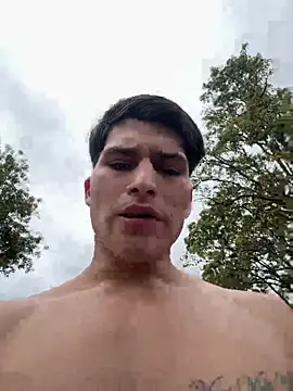MaxxxSteil online show from May 4, 3:52 pm