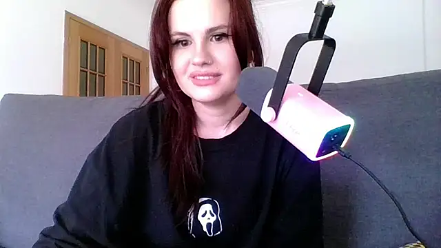 Snapshot of Della_Ideal chatting on February 28, 2:09 pm Della Ideal online show from February 28, 2:09 pm