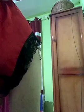 Snapshot of Femboylili chatting on November 23, 10:42 pm Femboylili online show from November 23, 10:42 pm