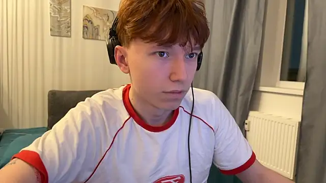 Snapshot of tommy_colson chatting on November 27, 3:58 pm tommy colson online show from November 27, 3:58 pm