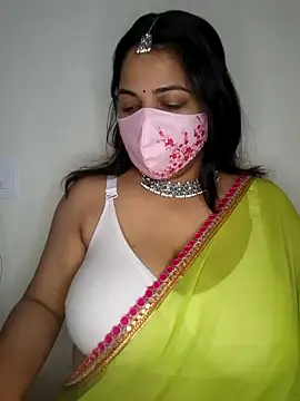 Snapshot of Mazzakiinn chatting on October 29, 4:37 am Mazzakiinn online show from October 29, 4:37 am