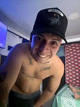 Snapshot of Cristopher1112 chatting on November 9, 3:49 am Cristopher1112 online show from November 9, 3:49 am