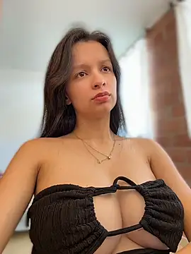Snapshot of Soy_Sara7 chatting on July 10, 6:21 pm Soy Sara7 online show from July 10, 6:21 pm