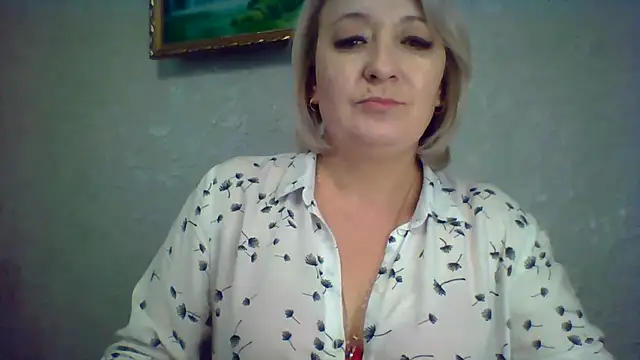 Snapshot of ArielXLoveresss chatting on November 7, 7:41 am ArielXLoveresss online show from November 7, 7:41 am