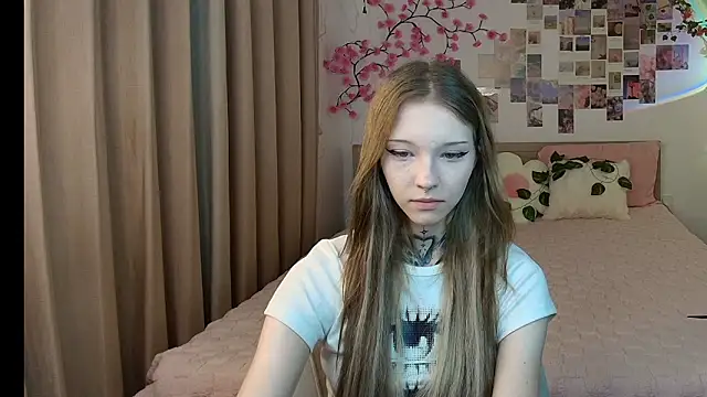 Snapshot of mefwhore chatting on March 10, 1:27 pm mefwhore online show from March 10, 1:27 pm