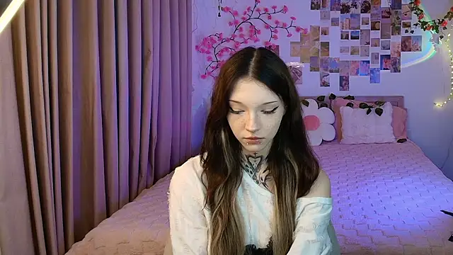 Snapshot of mefwhore chatting on March 24, 3:17 pm mefwhore online show from March 24, 3:17 pm