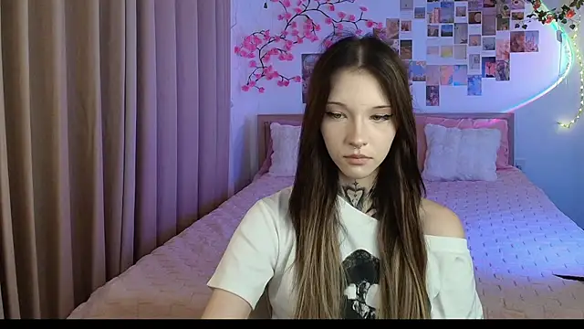 Snapshot of mefwhore chatting on April 17, 11:13 am mefwhore online show from April 17, 11:13 am