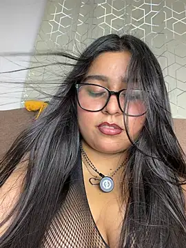 virginbrunette99 online show from June 17, 5:54 am