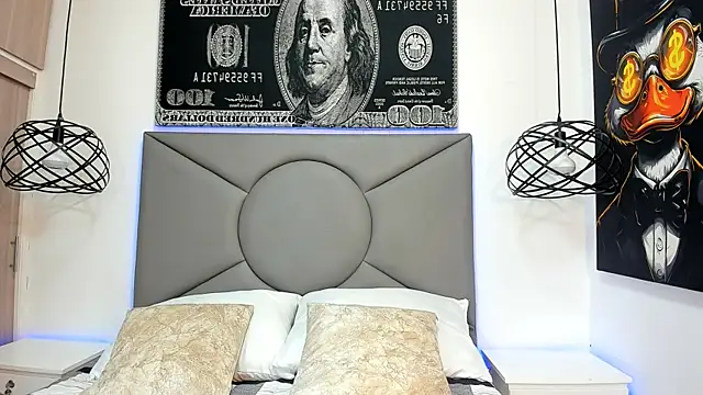 Snapshot of buddy_whitte chatting on November 6, 11:55 am buddy whitte online show from November 6, 11:55 am