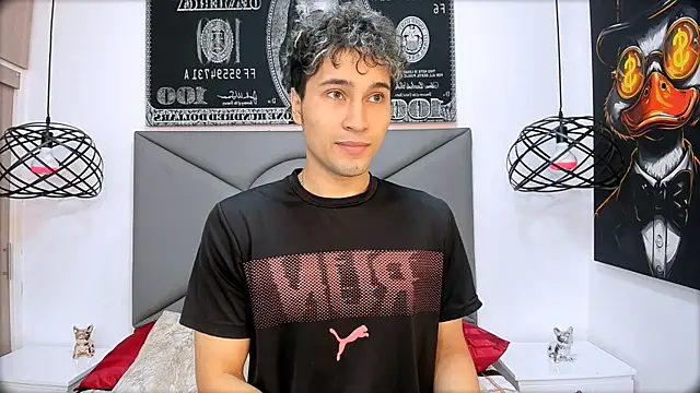 Snapshot of buddy_whitte chatting on December 18, 12:22 pm buddy whitte online show from December 18, 12:22 pm