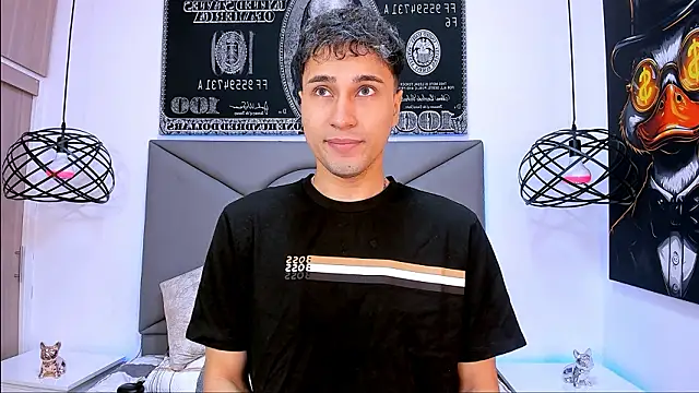 Snapshot of buddy_whitte chatting on January 18, 1:48 pm buddy whitte online show from January 18, 1:48 pm