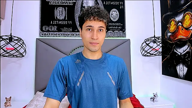 Snapshot of buddy_whitte chatting on February 22, 4:49 pm buddy whitte online show from February 22, 4:49 pm