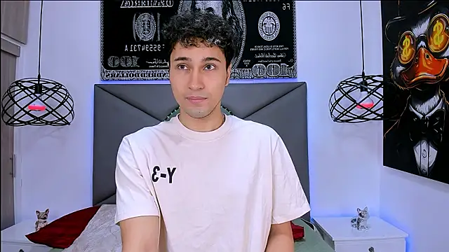 Snapshot of buddy_whitte chatting on February 24, 4:49 pm buddy whitte online show from February 24, 4:49 pm