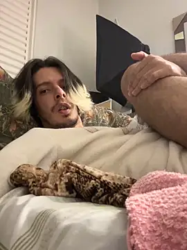 blondetwink online show from May 18, 4:35 pm