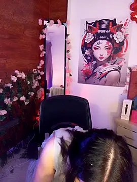 Snapshot of Minami_Nakamura chatting on November 8, 9:53 am Minami Nakamura online show from November 8, 9:53 am